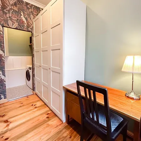 Biskupia Central 2 *